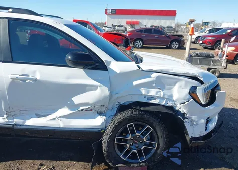 2026 GMC Terrain Awd At4 из США, поврежденный, VIN 3GKALYEG4TL225744